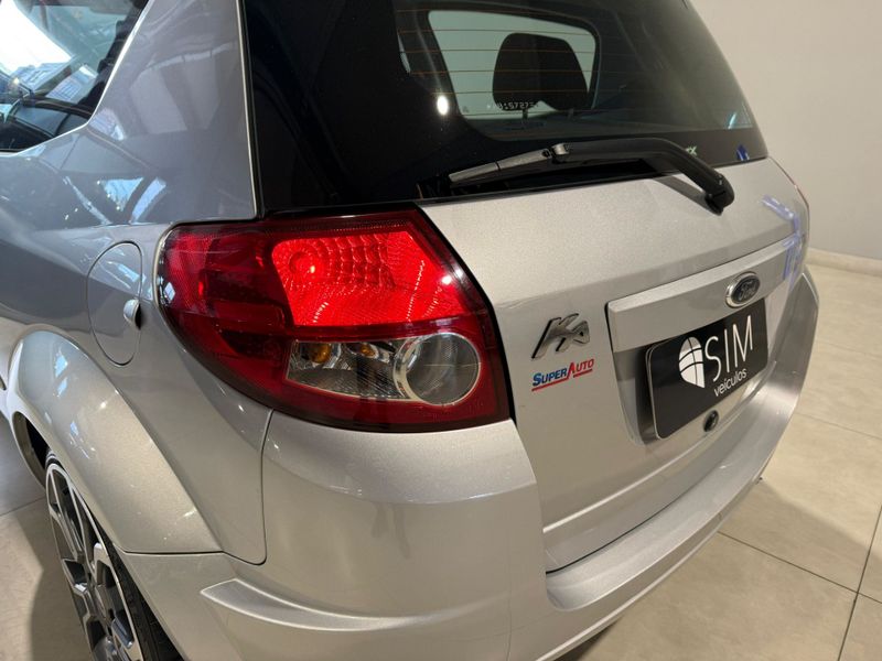 Ford Ka 2009/2010 SUZUKI GRAN VITARA 4X2 2.0 2014/2014 / Carros no Vale
