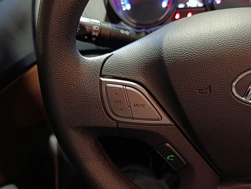 Hyundai Hb20 1.0m Unique 2018/2019 SIM VEÍCULOS PORTO ALEGRE / Carros no Vale