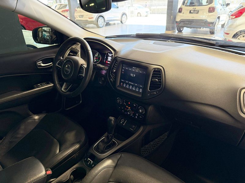Jeep Compass Longitude 2.0 4×2 16v 2018/2018 SIM VEÍCULOS PORTO ALEGRE / Carros no Vale