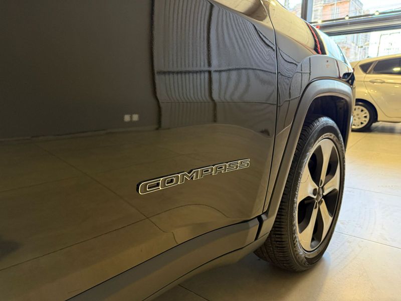 Jeep Compass Longitude 2.0 4×2 16v 2018/2018 SIM VEÍCULOS PORTO ALEGRE / Carros no Vale