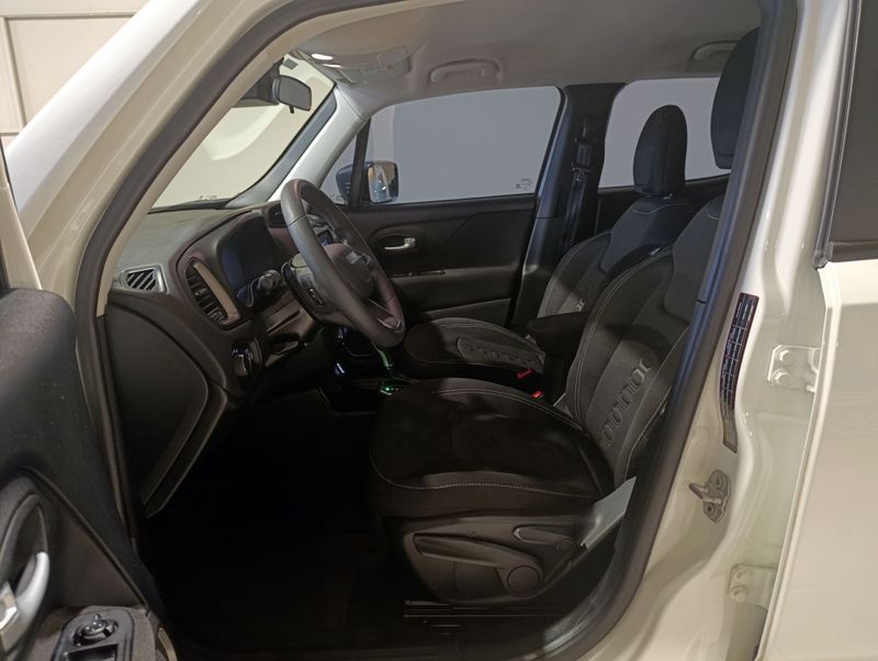 Jeep Renegade Sport T270 1.3 Tb 4×2 2022/2022 SUZUKI GRAN VITARA 4X2 2.0 2014/2014 / Carros no Vale