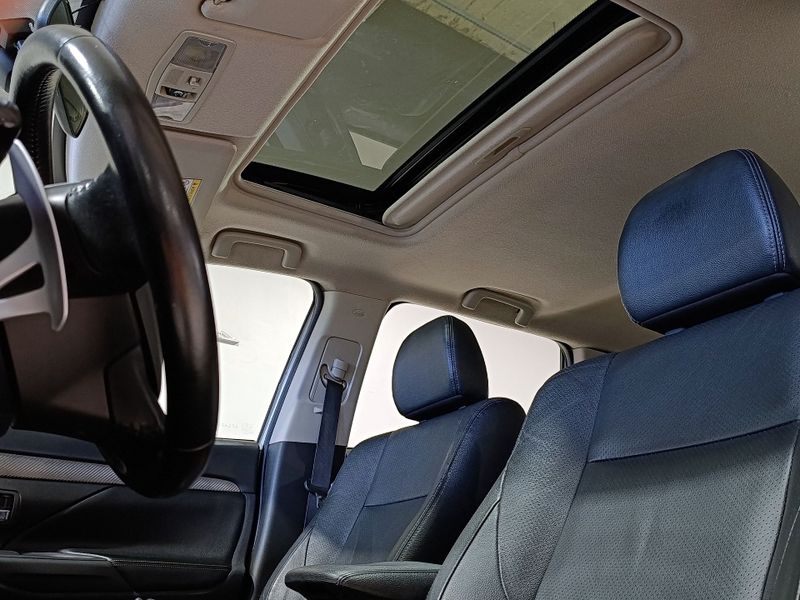 Mitsubishi Outlander 3.0 Gt 4×4 V6 24v 2014/2015 SUZUKI GRAN VITARA 4X2 2.0 2014/2014 / Carros no Vale