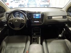 Mitsubishi Outlander 3.0 Gt 4×4 V6 24v 2014/2015 SIM VEÍCULOS PORTO ALEGRE / Carros no Vale