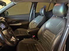 Nissan Kicks Sl 1.6 16v 2016/2017 SIM VEÍCULOS PORTO ALEGRE / Carros no Vale