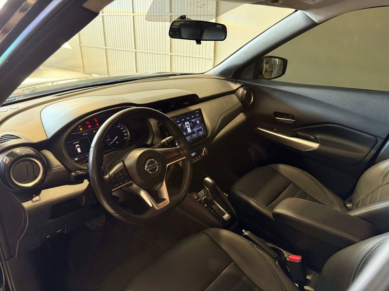 Nissan Kicks Sl 1.6 16v 2016/2017 SIM VEÍCULOS PORTO ALEGRE / Carros no Vale
