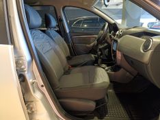 Renault Duster 1.6 Dynamique 4×2 16v 2014/2015 SIM VEÍCULOS PORTO ALEGRE / Carros no Vale