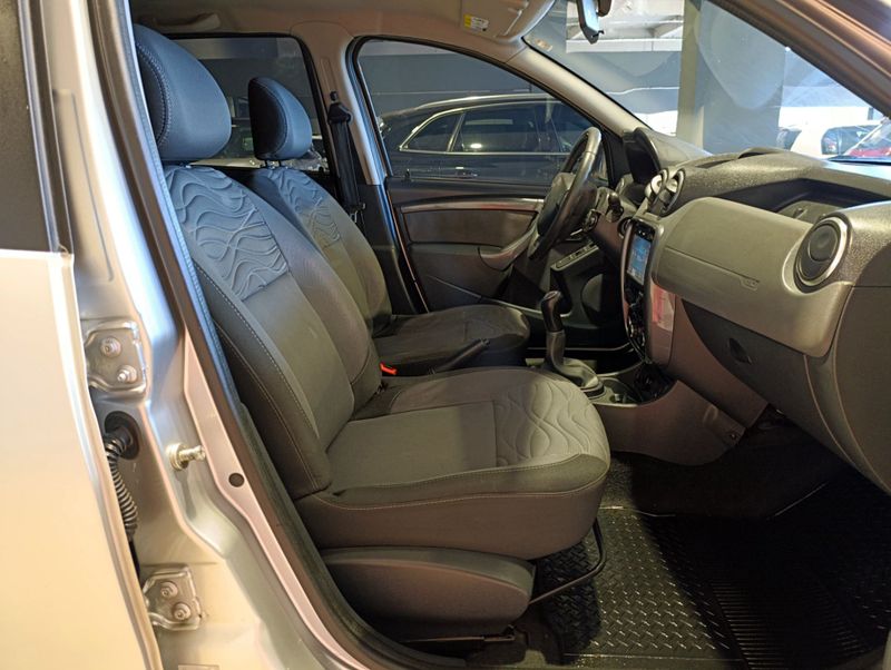 Renault Duster 1.6 Dynamique 4×2 16v 2014/2015 SIM VEÍCULOS PORTO ALEGRE / Carros no Vale