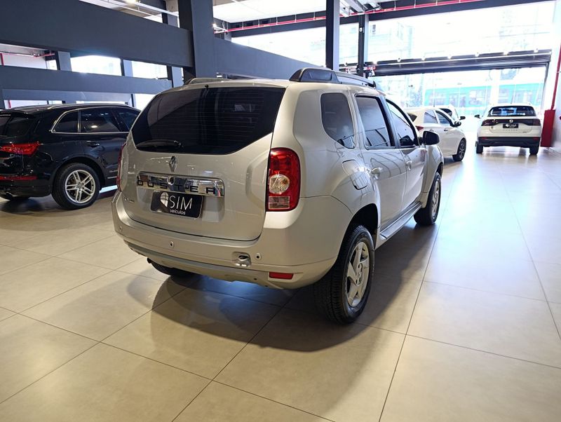 Renault Duster 1.6 Dynamique 4×2 16v 2014/2015 SIM VEÍCULOS PORTO ALEGRE / Carros no Vale