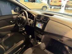 Renault Sandero Zen 1.6 2019/2020 SUZUKI GRAN VITARA 4X2 2.0 2014/2014 / Carros no Vale