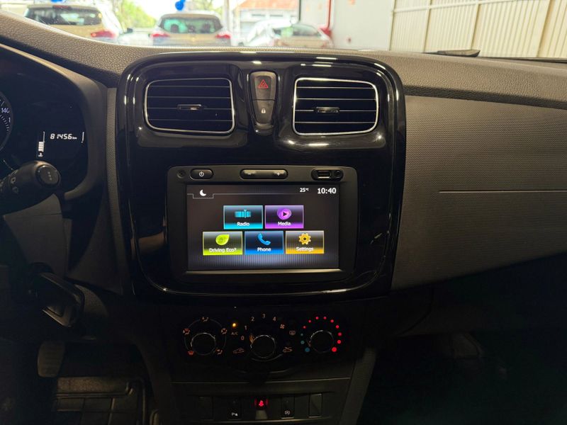Renault Sandero Zen 1.6 2019/2020 SIM VEÍCULOS PORTO ALEGRE / Carros no Vale