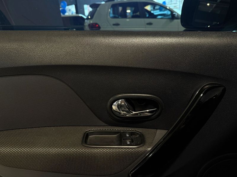 Renault Sandero Zen 1.6 2019/2020 SIM VEÍCULOS PORTO ALEGRE / Carros no Vale
