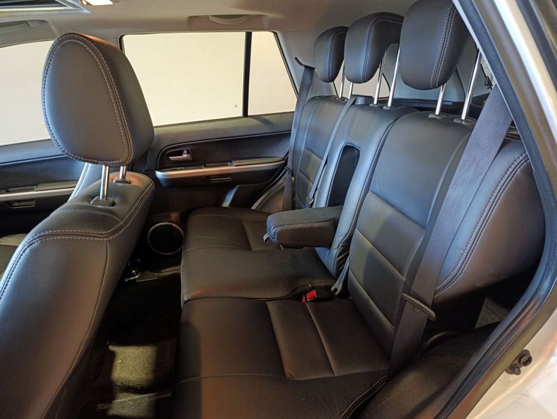 Suzuki Gran Vitara 4×2 2.0 2014/2014 SIM VEÍCULOS PORTO ALEGRE / Carros no Vale