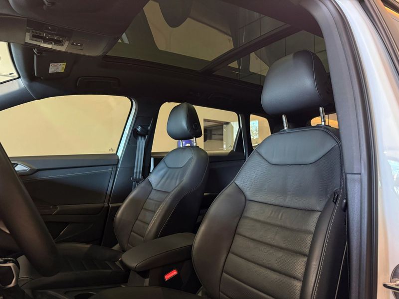 Volkswagen Taos 1.4 250 Tsi Highline 2024/2024 SIM VEÍCULOS PORTO ALEGRE / Carros no Vale