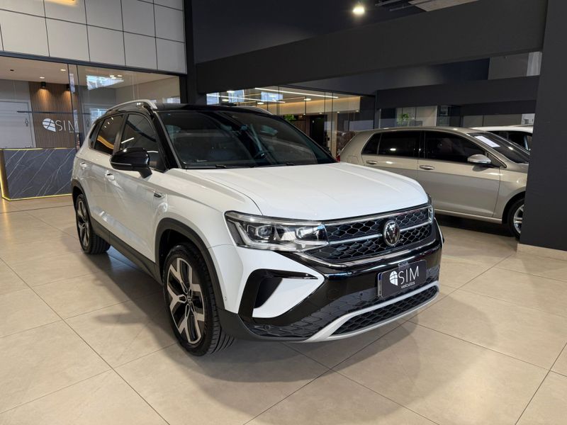 Volkswagen Taos 1.4 250 Tsi Highline 2024/2024 SUZUKI GRAN VITARA 4X2 2.0 2014/2014 / Carros no Vale