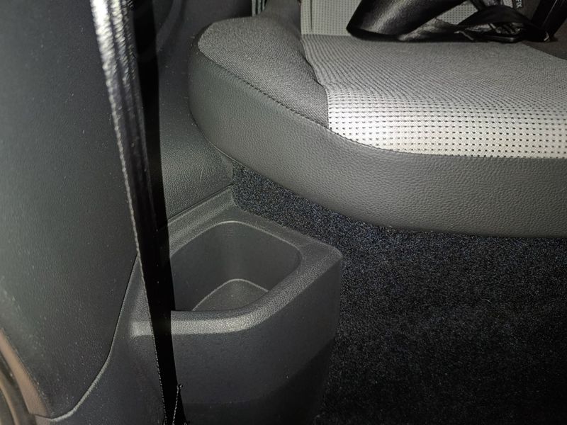 Volkswagen Up Take 1.0 2016/2017 SIM VEÍCULOS PORTO ALEGRE / Carros no Vale