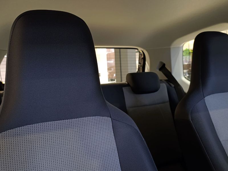 Volkswagen Up Take 1.0 2016/2017 SIM VEÍCULOS PORTO ALEGRE / Carros no Vale