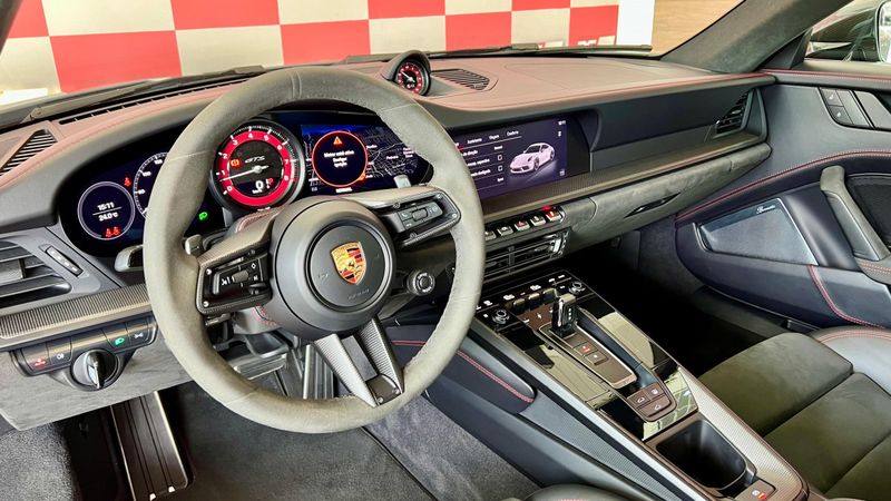 Porsche 911 Carrera GTS Coupe 3.0 (992) 2022/2023 PC VEÍCULOS SANTA CRUZ DO SUL / Carros no Vale