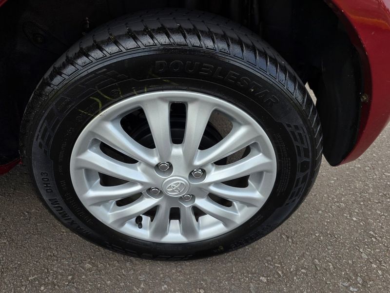 Toyota ETIOS XLS 1.5 16V Mec. 2014/2015 AUTO NÍVEL VEÍCULOS SANTA CRUZ DO SUL / Carros no Vale