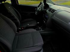 VOLKSWAGEN CROSSFOX 1.6 Mi Total 8V 2011/2011 AUTO NÍVEL VEÍCULOS SANTA CRUZ DO SUL / Carros no Vale