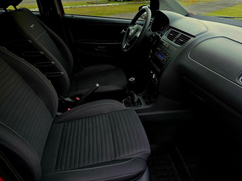 VOLKSWAGEN CROSSFOX 1.6 Mi Total 8V 2011/2011 AUTO NÍVEL VEÍCULOS SANTA CRUZ DO SUL / Carros no Vale
