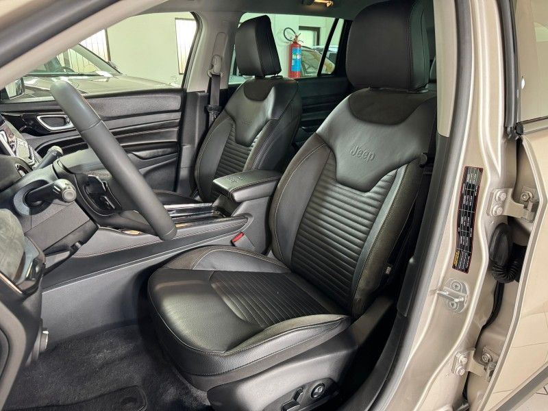 JEEP COMMANDER 1.3 LIMITED T270 16V 4X2 TURBO 2023/2023 SUL SERRA MOTORS CAXIAS DO SUL / Carros no Vale