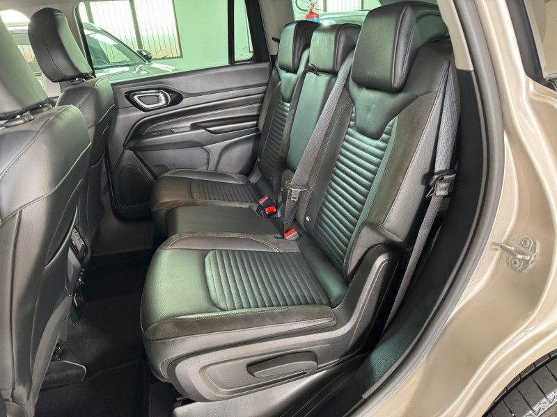 JEEP COMMANDER 1.3 LIMITED T270 16V 4X2 TURBO 2023/2023 SUL SERRA MOTORS CAXIAS DO SUL / Carros no Vale