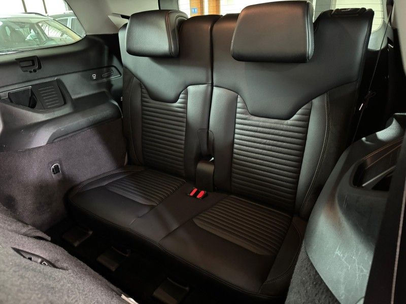 JEEP COMMANDER 1.3 LIMITED T270 16V 4X2 TURBO 2023/2023 SUL SERRA MOTORS CAXIAS DO SUL / Carros no Vale