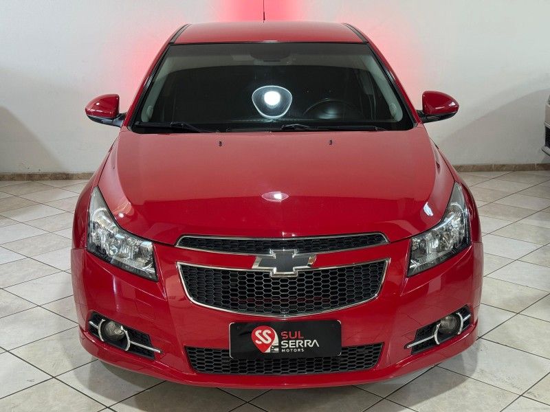 CHEVROLET CRUZE 1.8 LT 16V 2013/2014 SUL SERRA MOTORS CAXIAS DO SUL / Carros no Vale
