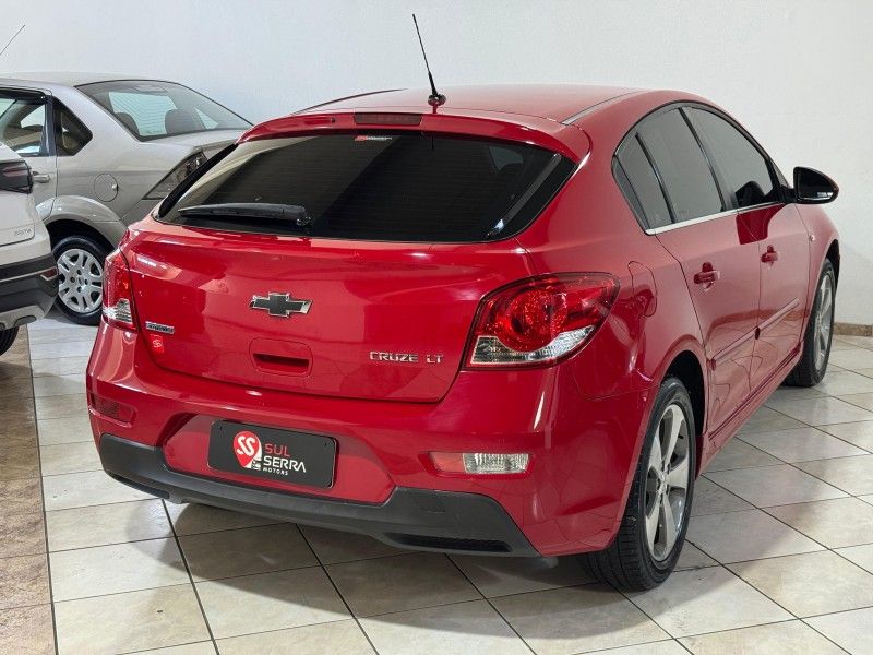 CHEVROLET CRUZE 1.8 LT 16V 2013/2014 SUL SERRA MOTORS CAXIAS DO SUL / Carros no Vale