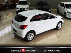 CHEVROLET ONIX 1.4 MPFI LT 8V 2015/2016 GARCEZ VEÍCULOS BENTO GONÇALVES / Carros no Vale