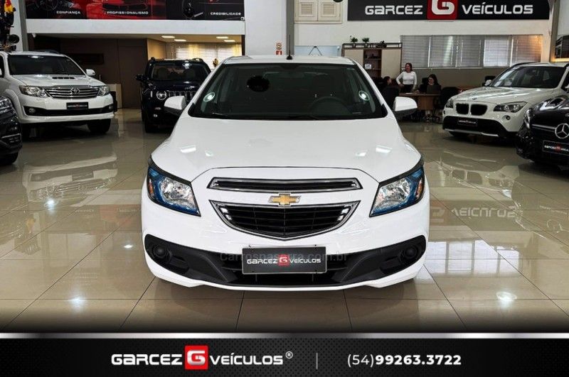 CHEVROLET ONIX 1.4 MPFI LT 8V 2015/2016 GARCEZ VEÍCULOS BENTO GONÇALVES / Carros no Vale