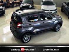 FIAT MOBI 1.0 TREKKING 8V 2023/2024 GARCEZ VEÍCULOS BENTO GONÇALVES / Carros no Vale