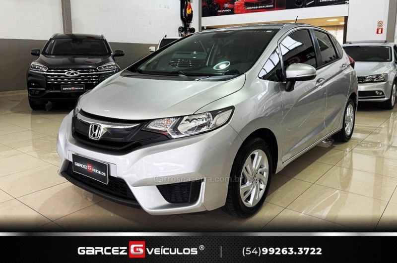 HONDA FIT 1.5 LX 16V 2015/2015 GARCEZ VEÍCULOS BENTO GONÇALVES / Carros no Vale