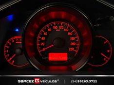 HONDA FIT 1.5 LX 16V 2015/2015 GARCEZ VEÍCULOS BENTO GONÇALVES / Carros no Vale