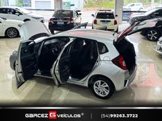 HONDA FIT 1.5 LX 16V 2015/2015 GARCEZ VEÍCULOS BENTO GONÇALVES / Carros no Vale