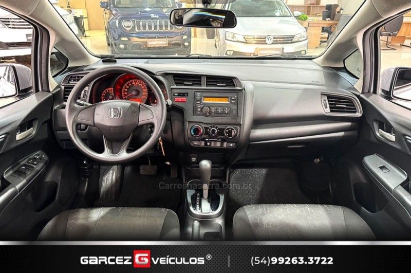 HONDA FIT 1.5 LX 16V 2015/2015 GARCEZ VEÍCULOS BENTO GONÇALVES / Carros no Vale