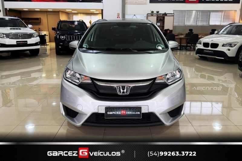 HONDA FIT 1.5 LX 16V 2015/2015 GARCEZ VEÍCULOS BENTO GONÇALVES / Carros no Vale