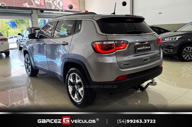 JEEP COMPASS 2.0 16V LONGITUDE 4X4 2020/2020 GARCEZ VEÍCULOS BENTO GONÇALVES / Carros no Vale