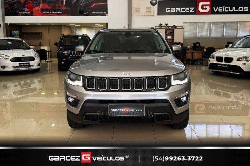 JEEP COMPASS 2.0 16V LONGITUDE 4X4 2020/2020 GARCEZ VEÍCULOS BENTO GONÇALVES / Carros no Vale