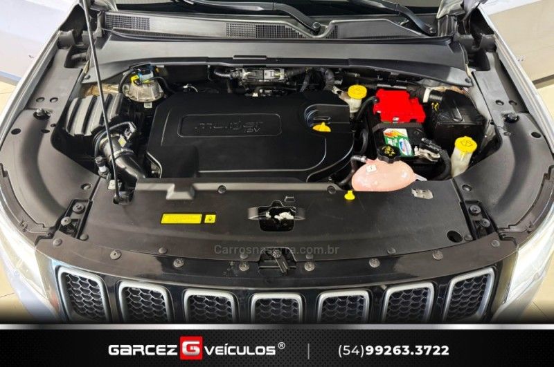 JEEP COMPASS 2.0 16V LONGITUDE 4X4 2020/2020 GARCEZ VEÍCULOS BENTO GONÇALVES / Carros no Vale