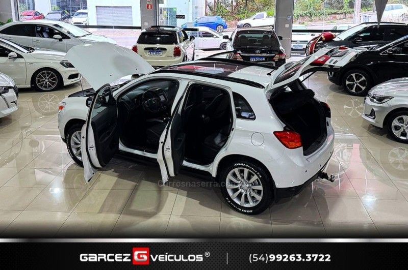 MITSUBISHI ASX 2.0 4X4 TOP 16V 2013/2014 GARCEZ VEÍCULOS BENTO GONÇALVES / Carros no Vale