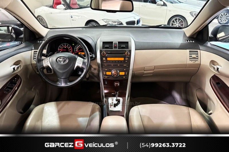 TOYOTA COROLLA 2.0 ALTIS 16V 2012/2013 GARCEZ VEÍCULOS BENTO GONÇALVES / Carros no Vale