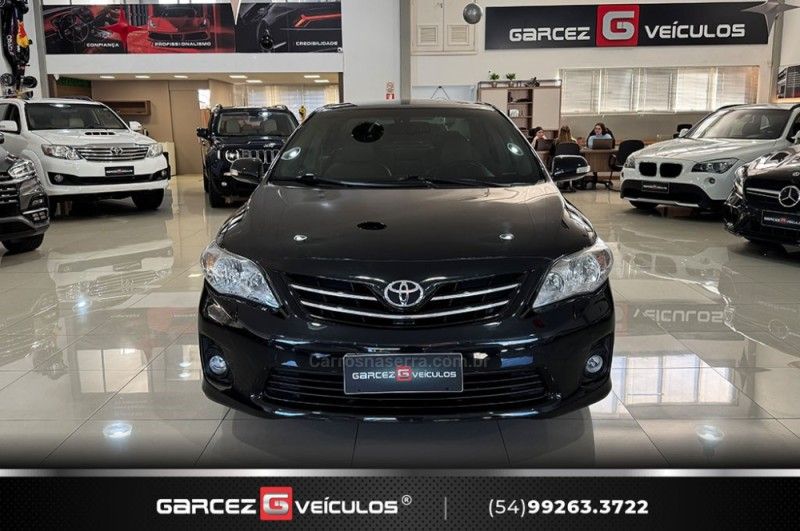 TOYOTA COROLLA 2.0 ALTIS 16V 2012/2013 GARCEZ VEÍCULOS BENTO GONÇALVES / Carros no Vale