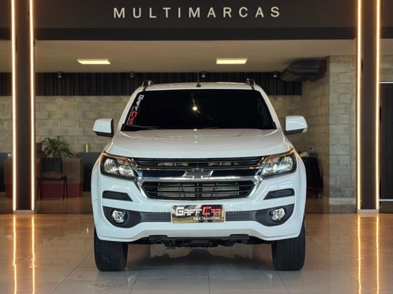 CHEVROLET S10 2.8 LS 4X4 CD 16V TURBO 2017/2018 GRIFFCAR MULTIMARCAS DOIS IRMÃOS / Carros no Vale