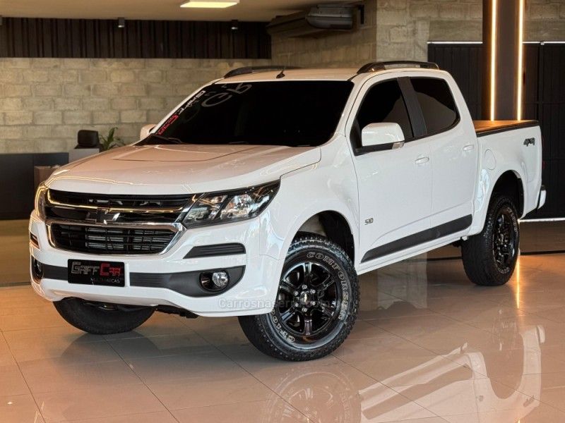 CHEVROLET S10 2.8 LS 4X4 CD 16V TURBO 2017/2018 GRIFFCAR MULTIMARCAS DOIS IRMÃOS / Carros no Vale