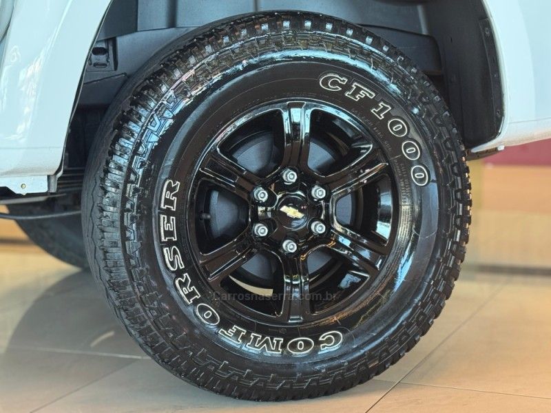 CHEVROLET S10 2.8 LS 4X4 CD 16V TURBO 2017/2018 GRIFFCAR MULTIMARCAS DOIS IRMÃOS / Carros no Vale