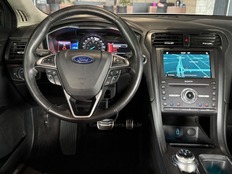 FORD FUSION 2.0 TITANIUM AWD 16V 2017/2017 GRIFFCAR MULTIMARCAS DOIS IRMÃOS / Carros no Vale FORD FUSION 2.0 TITANIUM AWD 16V 2017/2017 GRIFFCAR MULTIMARCAS DOIS IRMÃOS / Carros no Vale