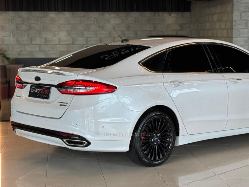 FORD FUSION 2.0 TITANIUM AWD 16V 2017/2017 GRIFFCAR MULTIMARCAS DOIS IRMÃOS / Carros no Vale FORD FUSION 2.0 TITANIUM AWD 16V 2017/2017 GRIFFCAR MULTIMARCAS DOIS IRMÃOS / Carros no Vale