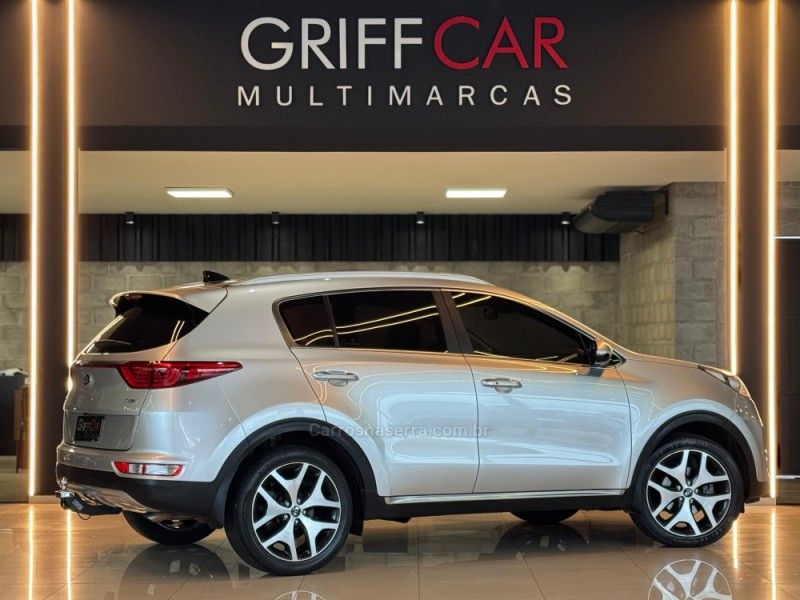 KIA SPORTAGE 2.0 EX 4X2 16V 2016/2017 GRIFFCAR MULTIMARCAS DOIS IRMÃOS / Carros no Vale KIA SPORTAGE 2.0 EX 4X2 16V 2016/2017 GRIFFCAR MULTIMARCAS DOIS IRMÃOS / Carros no Vale
