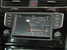 VOLKSWAGEN GOLF 1.4 TSI HIGHLINE 16V 2017/2017 GRIFFCAR MULTIMARCAS DOIS IRMÃOS / Carros no Vale
